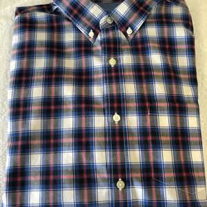 American Eagle long-sleeved button down